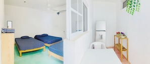 1 bedroom, desk, laptop workspace, free WiFi