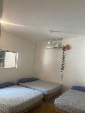 Desk, laptop workspace, free WiFi, bed sheets - Casa PXM Ocean view (Puerto Escondido)