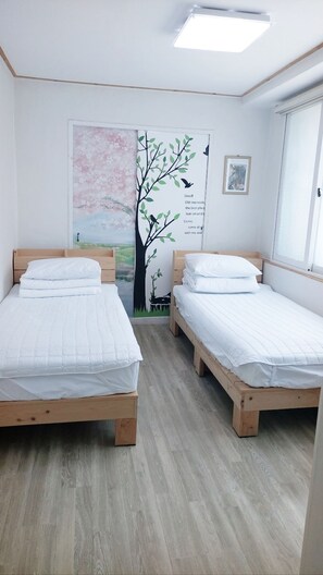 4 dormitorios, tabla de planchar con plancha, wifi y ropa de cama