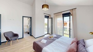 Room - Villa with swimming pool, barbecue and billiards (Mihatovici)