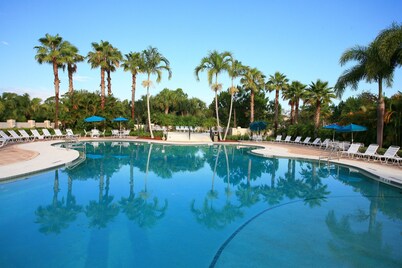 Right Direction Rentals Studio Villa 8229