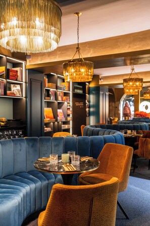 Daily buffet breakfast (EUR 23.00 per person)