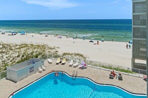 Pool - Beachfront Studio, Sleeps 2, Pool (Panama City Beach)