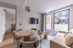 TV, offices