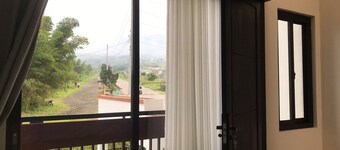 2-bedrooms holiday home with mountain views