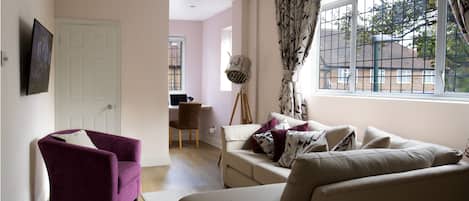 Traditional Apartment | Living area