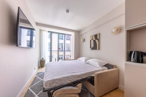 1 chambre, bureau, fer et planche Ă repasser, Wi-Fi