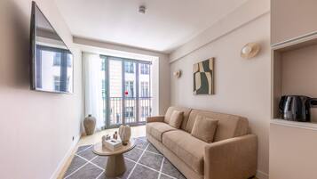 Télévision, espaces bureaux, imprimantes