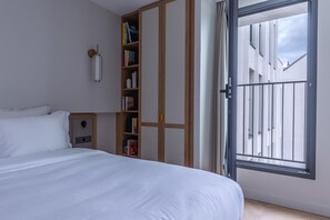 1 soverom, skrivebord, strykejern/-brett og wi-fi
