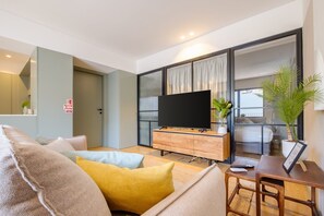 2 chambres, fer et planche à repasser, accès Internet, draps fournis
