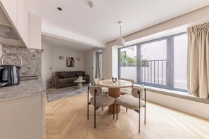 Interior - Opera -3 Bedroom / 2 living rooms connecting apt. (Paris)