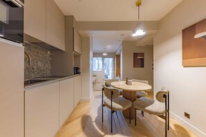 Dining - Opera - One bedroom apt. in Paris (Paris)