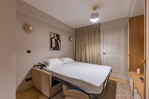 1 soverom, skrivebord, strykejern/-brett og wi-fi