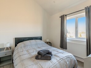 3 habitaciones, wifi gratis y ropa de cama