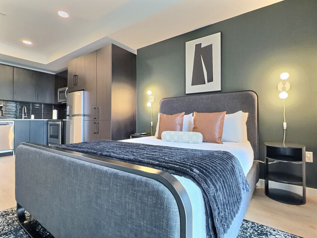 Desk, iron/ironing board, free WiFi, bed sheets