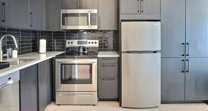 Chic Studio | Gym Access | Steps to Regions Field