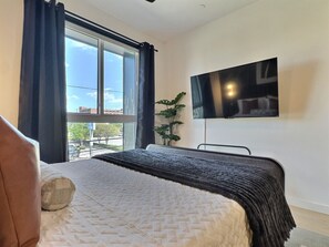 Desk, iron/ironing board, free WiFi, bed sheets