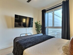 Desk, iron/ironing board, free WiFi, bed sheets