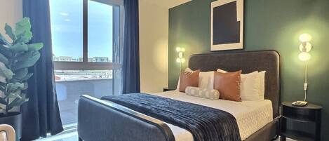 Bureau, fer et planche à repasser, Wi-Fi gratuit, draps fournis