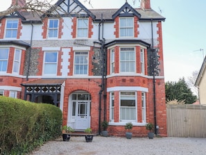 Exterior - Dolawen Bach (Conwy)
