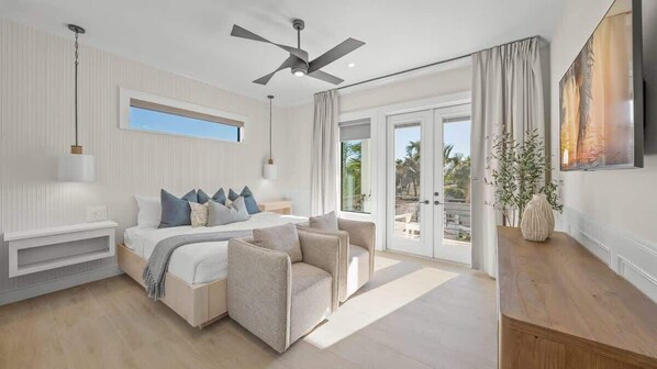 6 bedrooms, desk, iron/ironing board, free WiFi