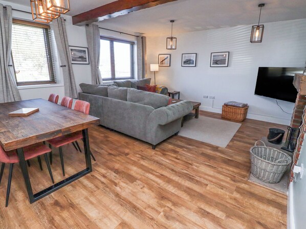 Living area - The Old School (Berwick-upon-Tweed)