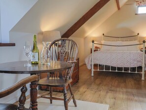 1 chambre, décoration personnalisée, ameublement personnalisé