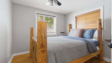 4 quartos, Wi-Fi de cortesia, roupa de cama
