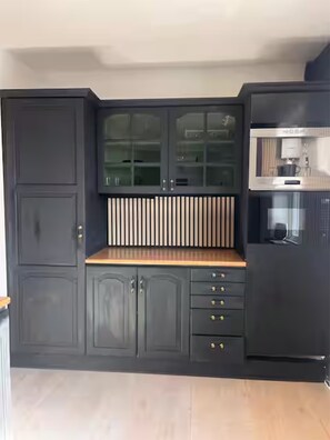 Mikrobølgeovn og kokeplater