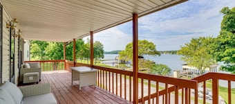 Watts Bar Lake Retreat Private Dock, Boat Ramp & Stunning Views!