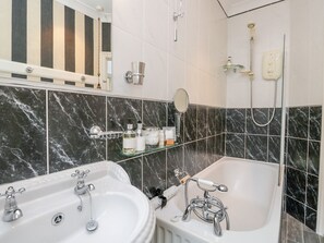 Buồng tắm vòi sen 
