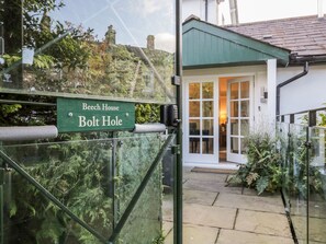 Exterior detail - The Bolt Hole (Kendal)