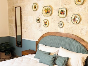 Standard Double Room | Free cribs/infant beds, free WiFi, bed sheets - Il Bekka Suites (Rabat)