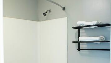 Ympäristöystävälliset hygieniatuotteet, hiustenkuivaaja, pyyhkeet