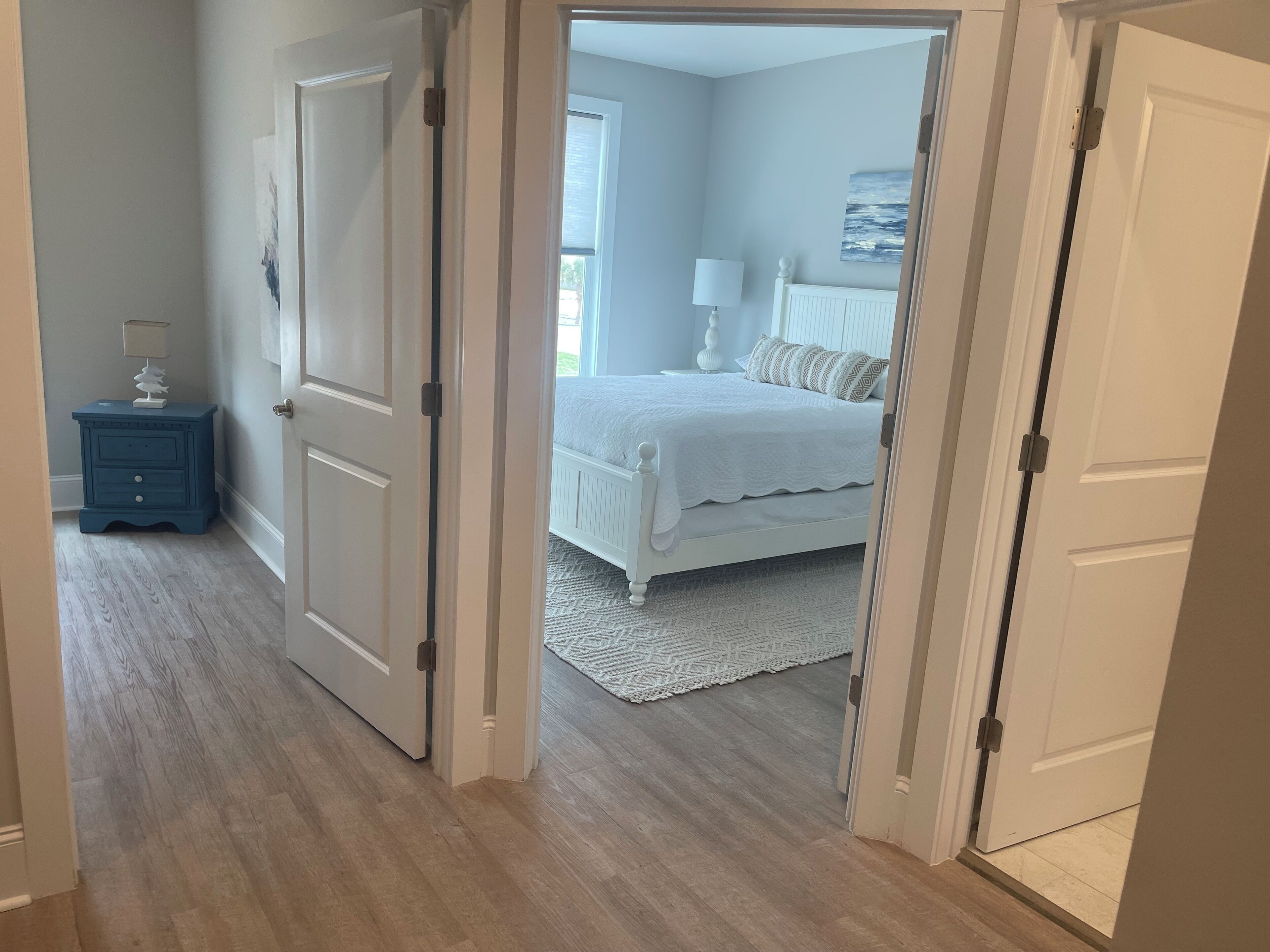 3 室のベッドルーム、アイロン / アイロン台、旅行用ベビーベッド、WiFi (無料)