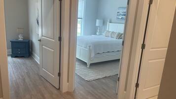 3 bedrooms, iron/ironing board, travel crib, free WiFi