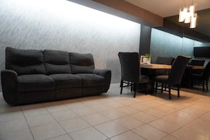 Interior - Apodaca house near the airport (Prados de Santa Rosa)
