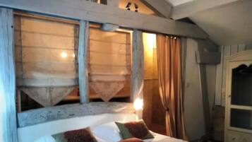 1 chambre, fer et planche Ă repasser, draps fournis