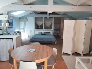 1 bedroom, iron/ironing board, bed sheets