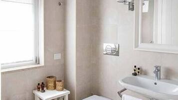 Haartrockner, Handtücher