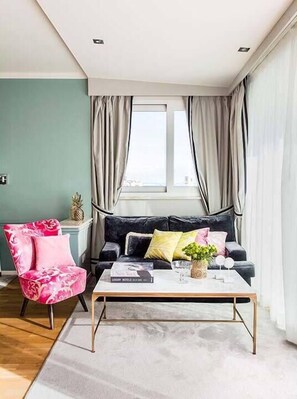 TV - Panoramic Suite (Taormina)