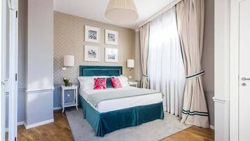 2 Schlafzimmer, Schreibtisch, Bügeleisen/Bügelbrett, kostenloses WLAN