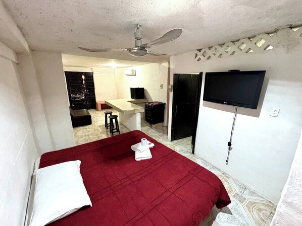 1 bedroom, WiFi, bed sheets