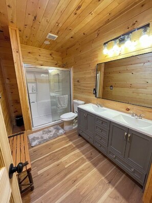 Hair dryer - Parquet House - A charming 8 Bedroom waterfront property ~ in the heart of Inlet (Inlet)
