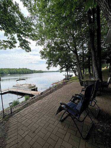 Cozy Lakefront Cabin w/ Stunning Views & Pontoon!