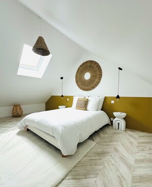 3 habitaciones, tabla de planchar con plancha, wifi y ropa de cama 