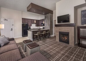 Smart TV, fireplace, DVD player, printers - Park City 4BR Presidential Ski-in/Ski-out on Lovely Resort w/Amenities (Park City)