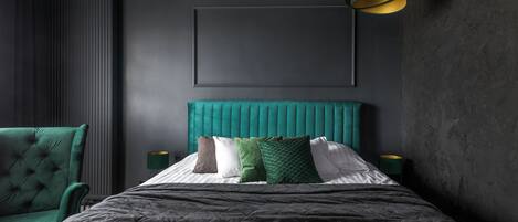 Apartamento de lujo, balcón, vistas a la ciudad | 1 dormitorio, caja fuerte, decoración individual y mobiliario individual