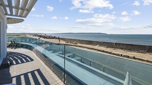 Terrace/patio - Blue Horizon (Lymington)