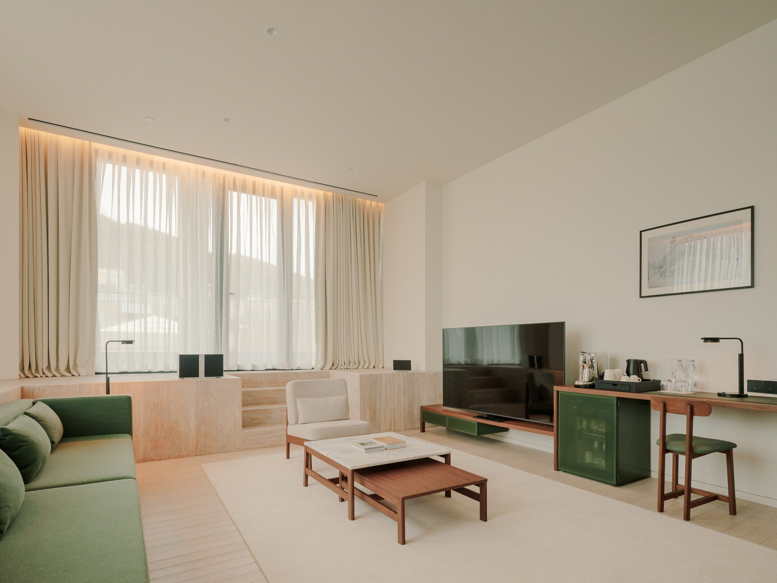 Suite Executive (Club) | Biancheria da letto di alta qualità, minibar, una cassaforte in camera